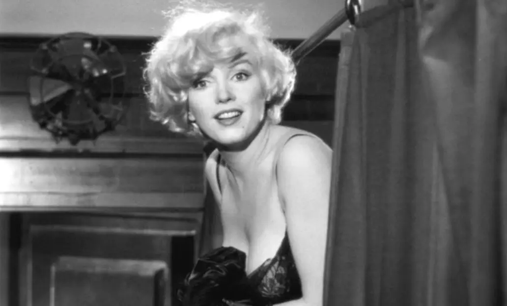 some like it hot song movie